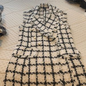 Short sleeve tweed cardigan vest